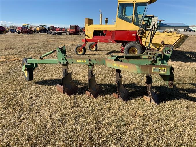 John Deere 3945 4-Bottom Switch Plow BigIron Auctions