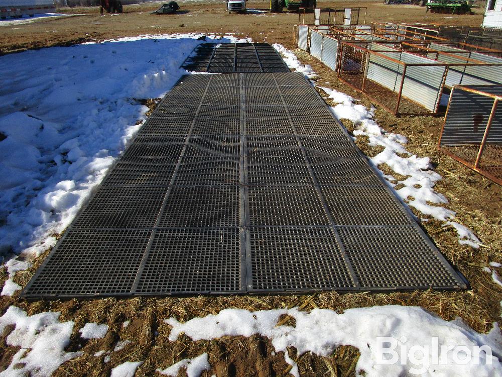 Perforated Rubber Flooring For Kennels BigIron Auctions