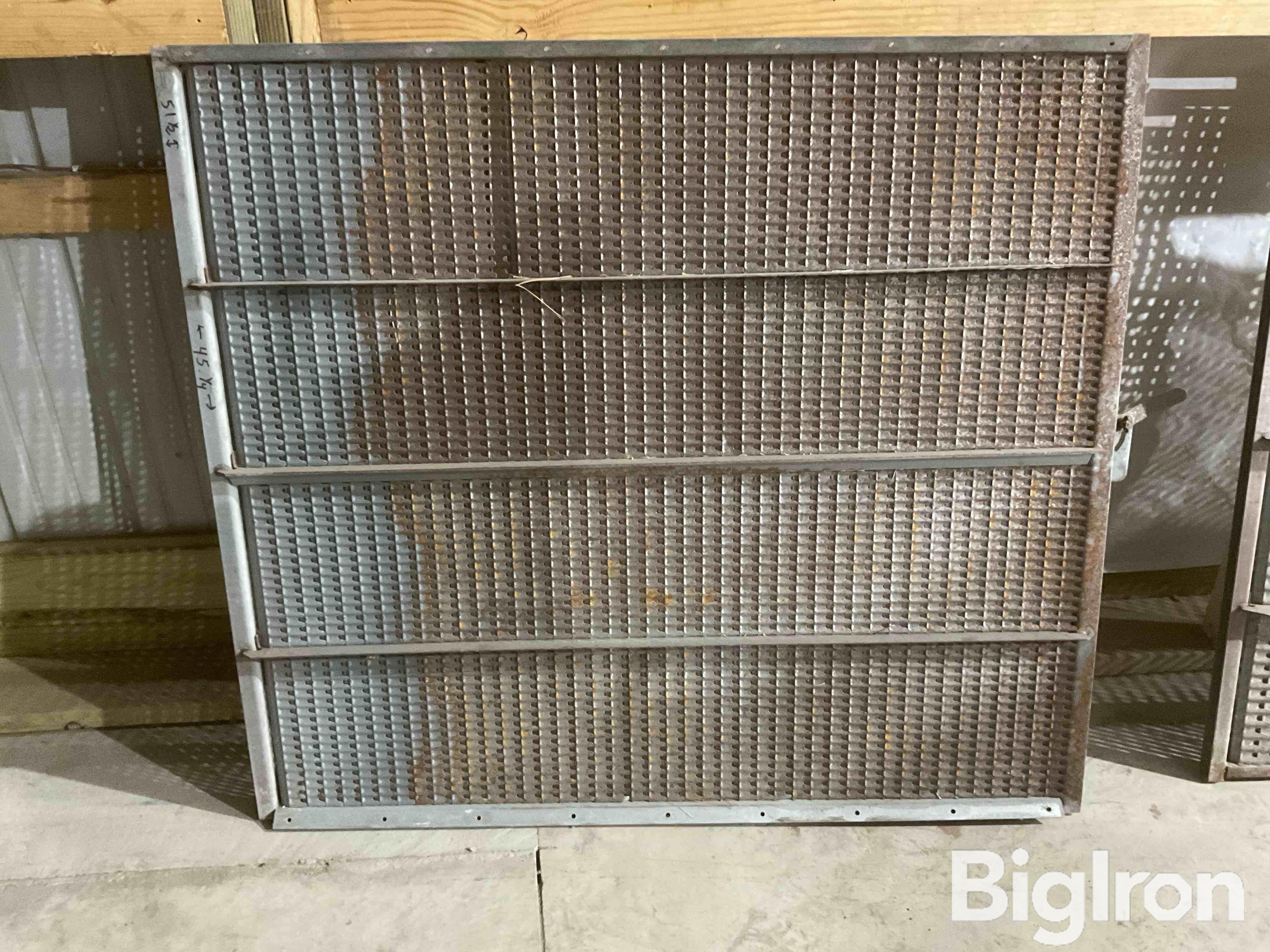 Case Small Grain Sieves And Chaffer BigIron Auctions