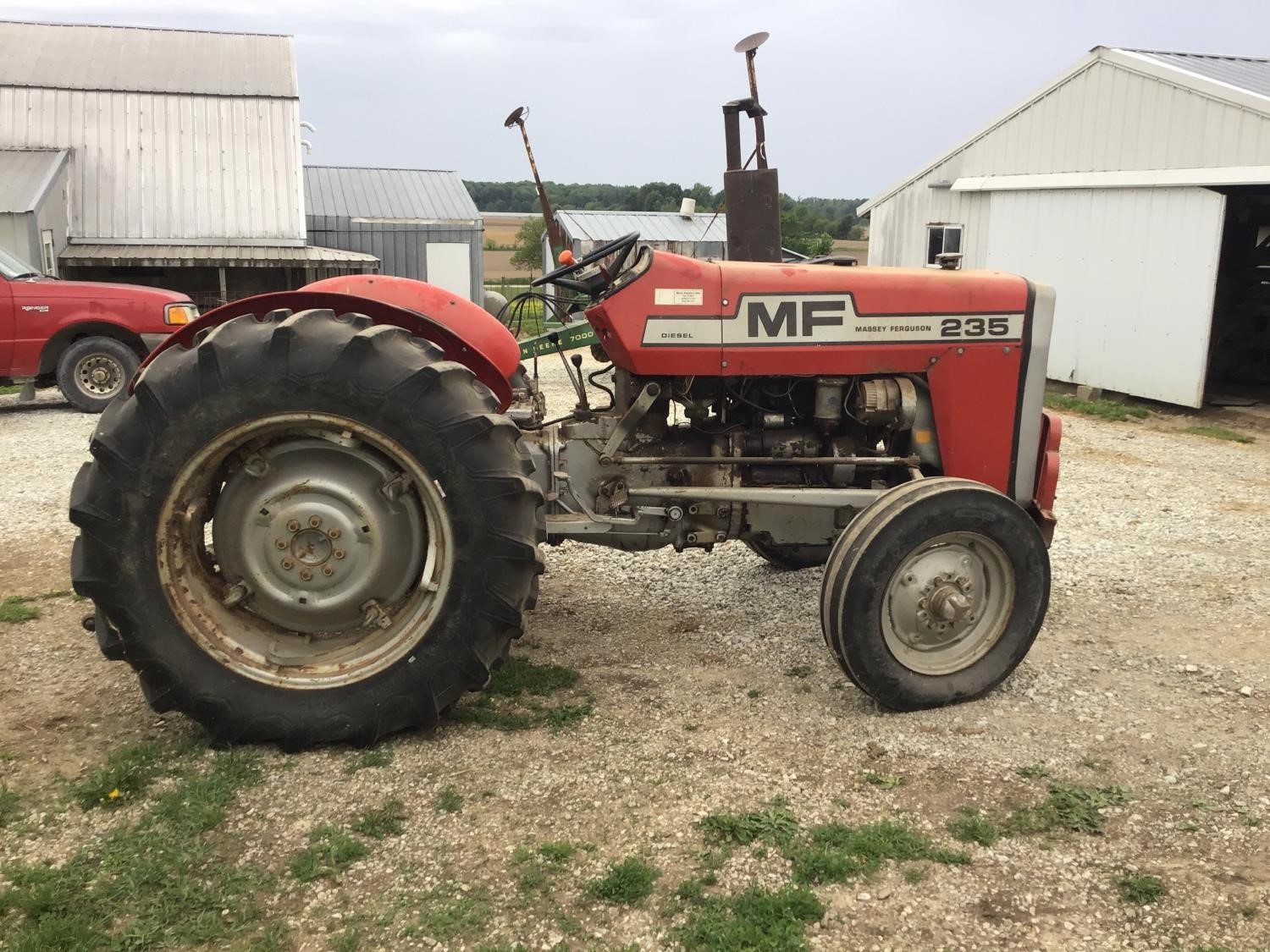 1976 Massey Ferguson 235 2WD Tractor BigIron Auctions