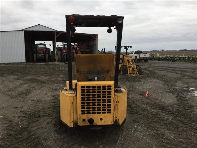 2000 Swinger 2000 AG Wheel Loader BigIron Auctions photo