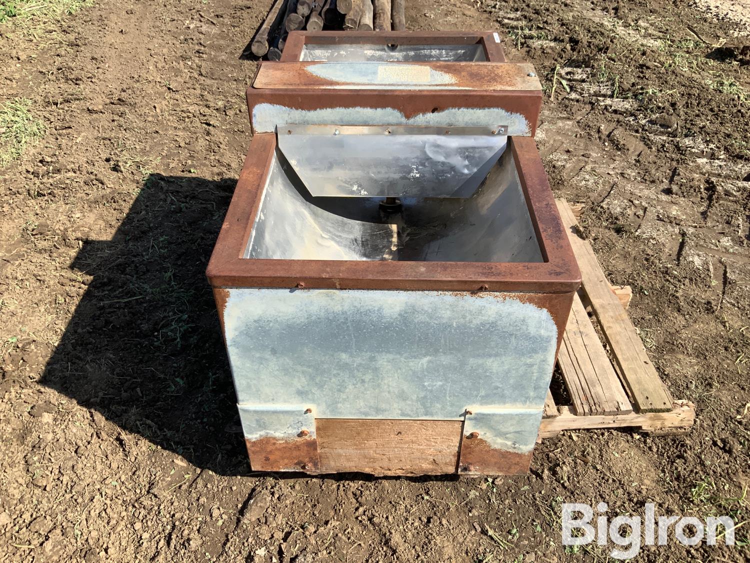 Hoskins Mfg Livestock Waterer BigIron Auctions