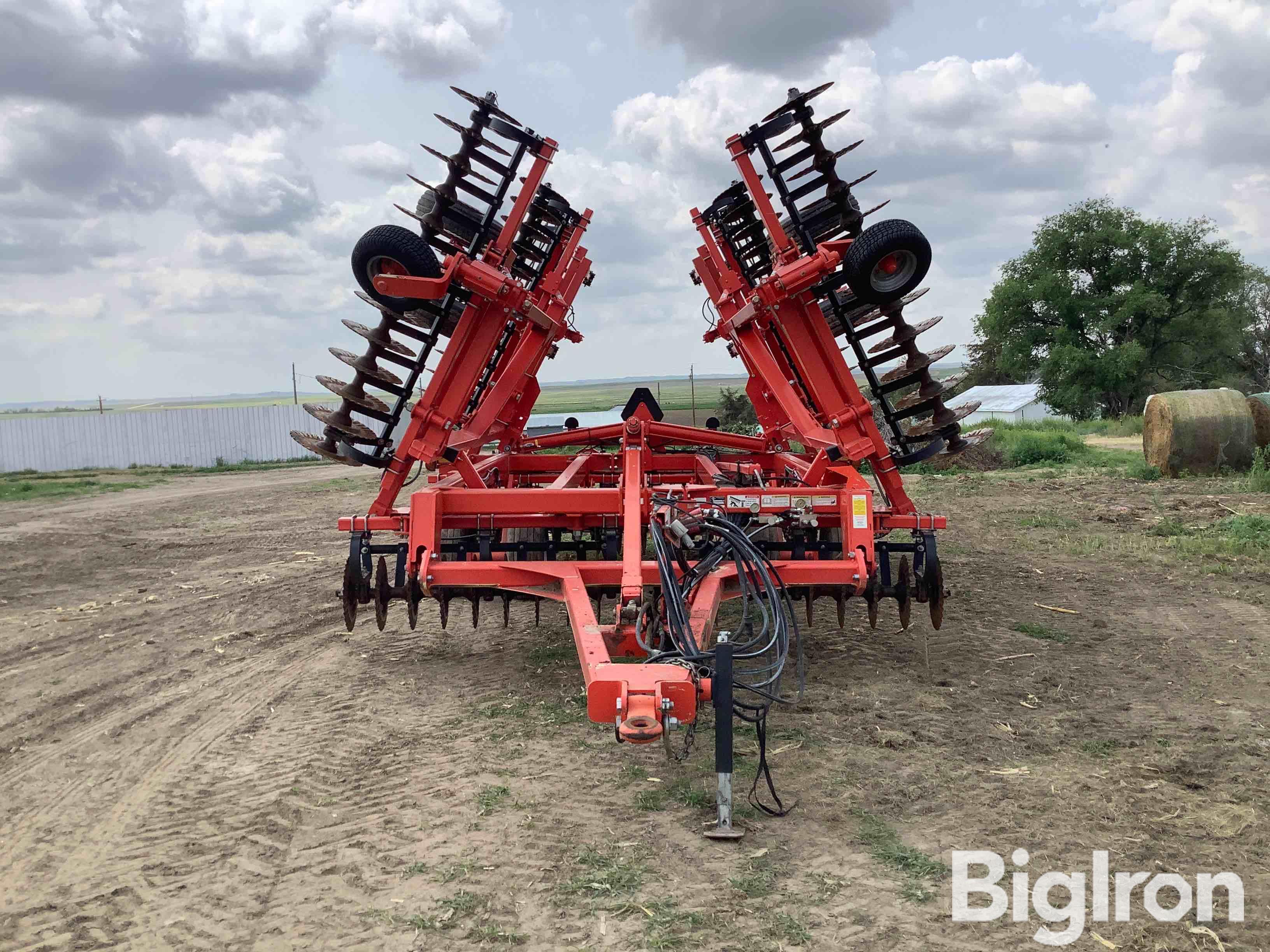 2015 KUHN Krause 8000 Excelerator Vertical Till BigIron Auctions