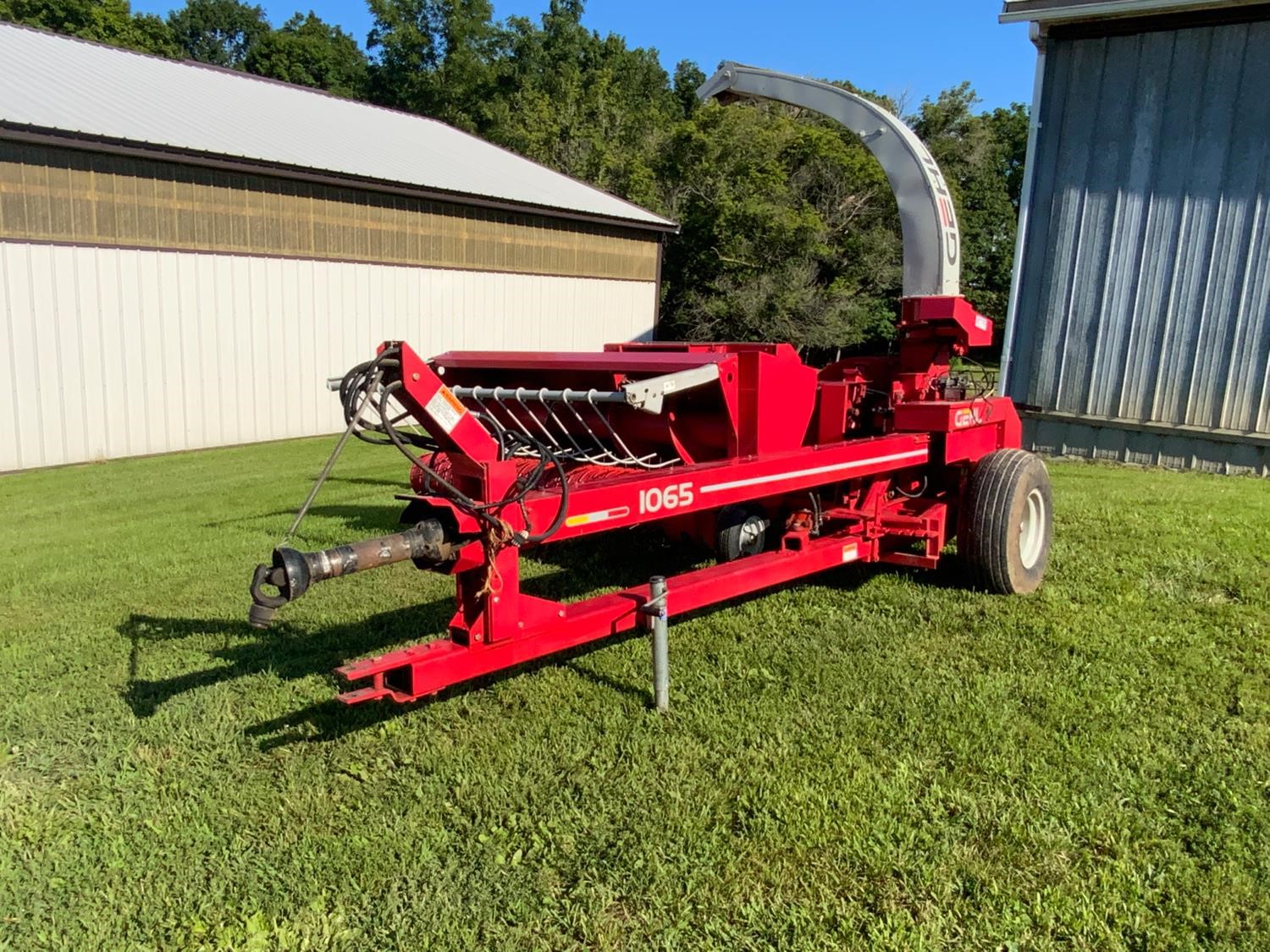 Gehl 1065 Pull Type Forage Harvester BigIron Auctions