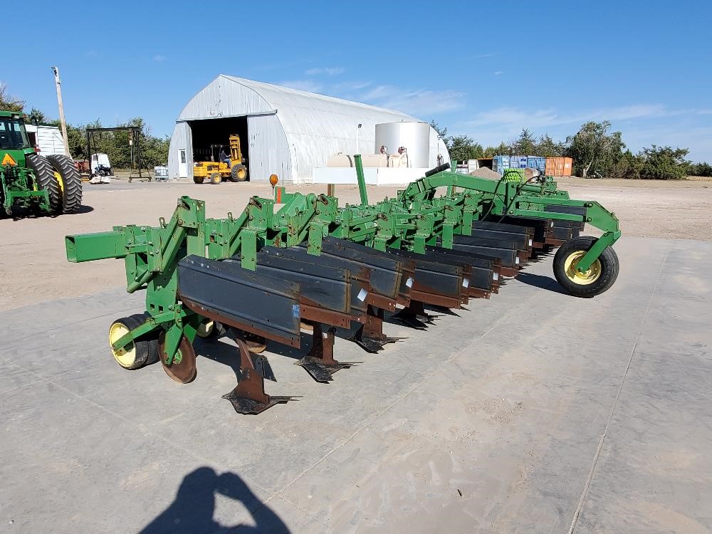 John Deere 886 Cultivator BigIron Auctions