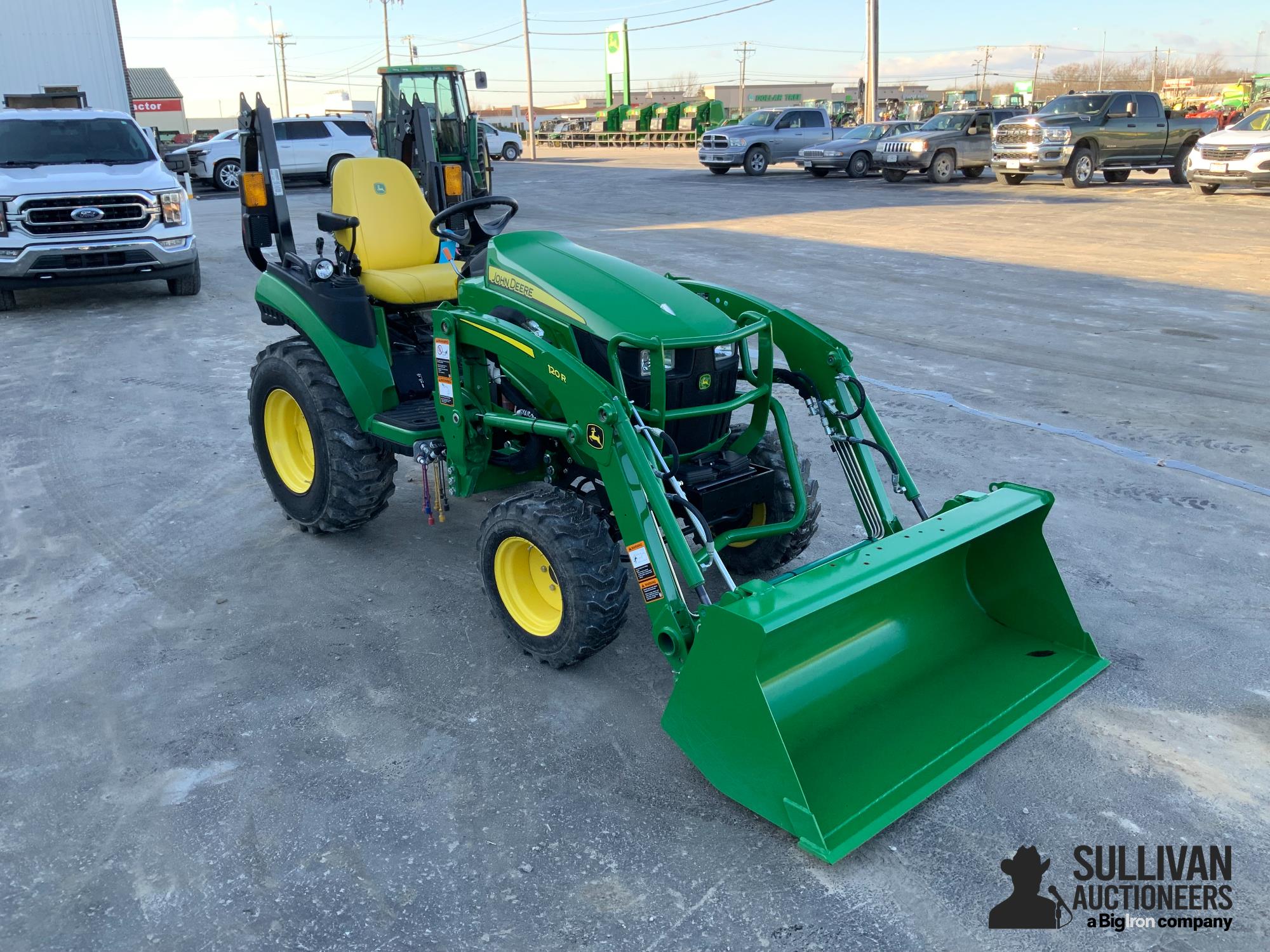 2022 John Deere 2025R MFWD Compact Utility Tractor W/Loader BigIron