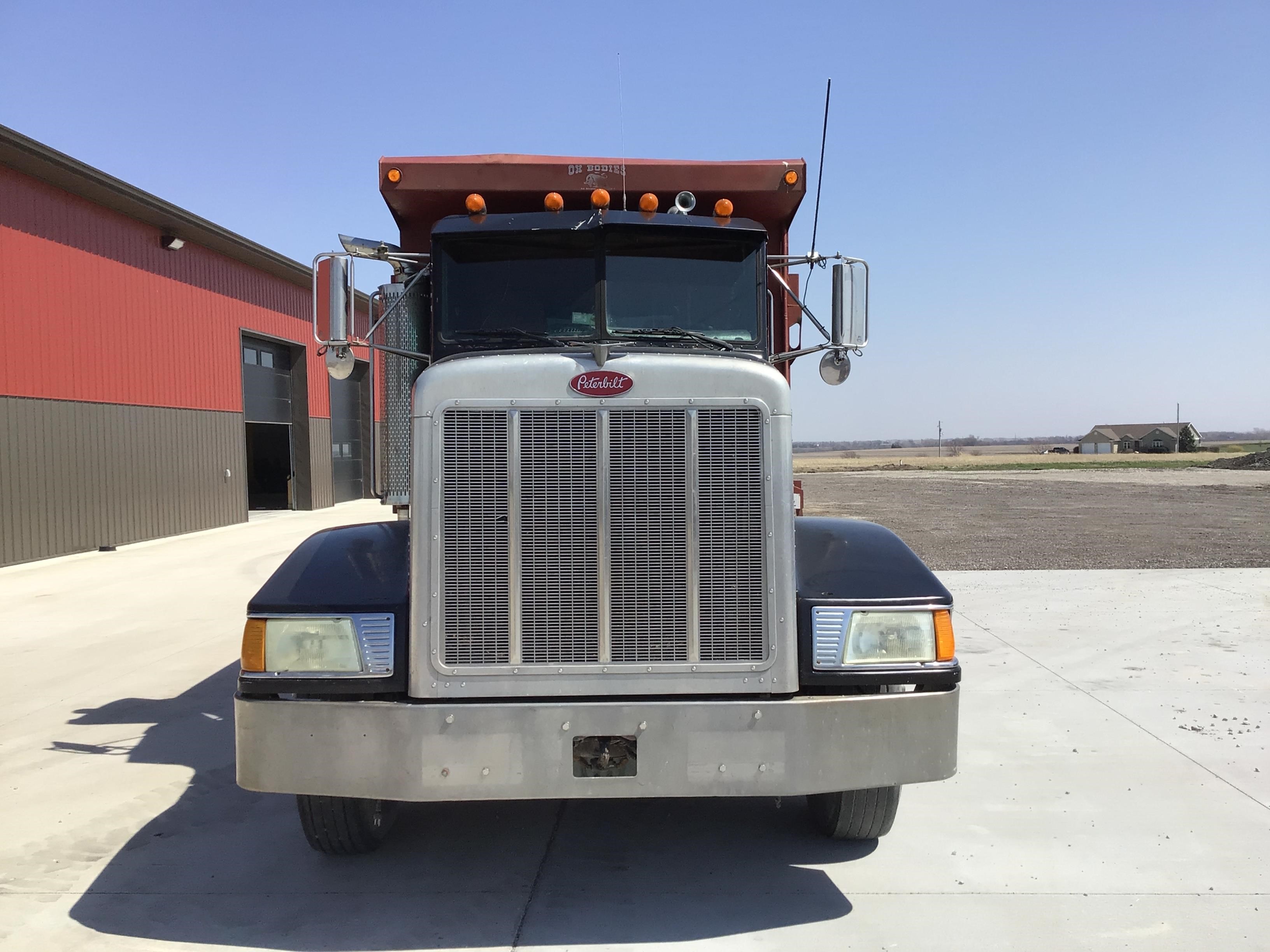 Peterbilt 377 Grilles for Sale