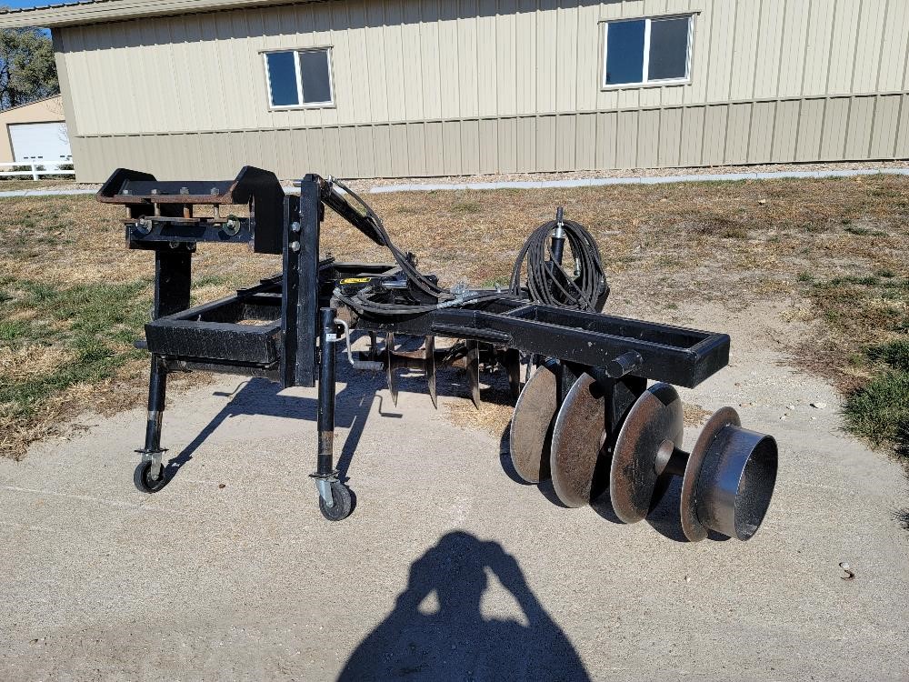 TracPacker Front Mount Pivot Track Filler BigIron Auctions