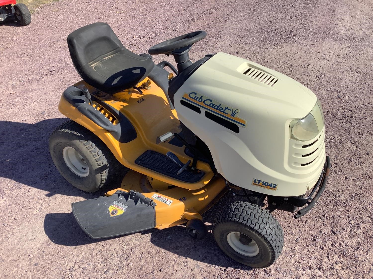 2005 Cub Cadet LT1042 Lawn Mower BigIron Auctions