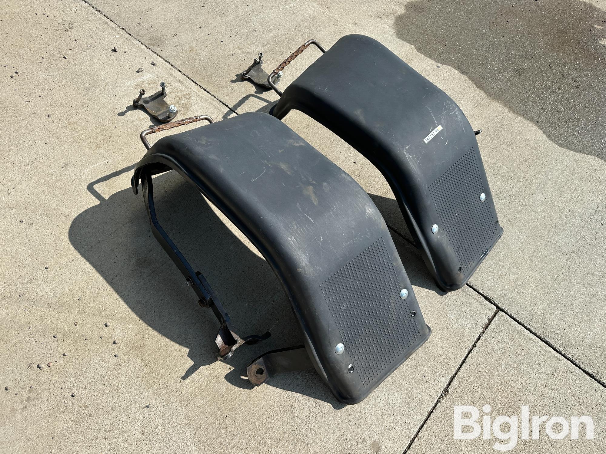 John Deere New Gen 2 Front Fenders BigIron Auctions