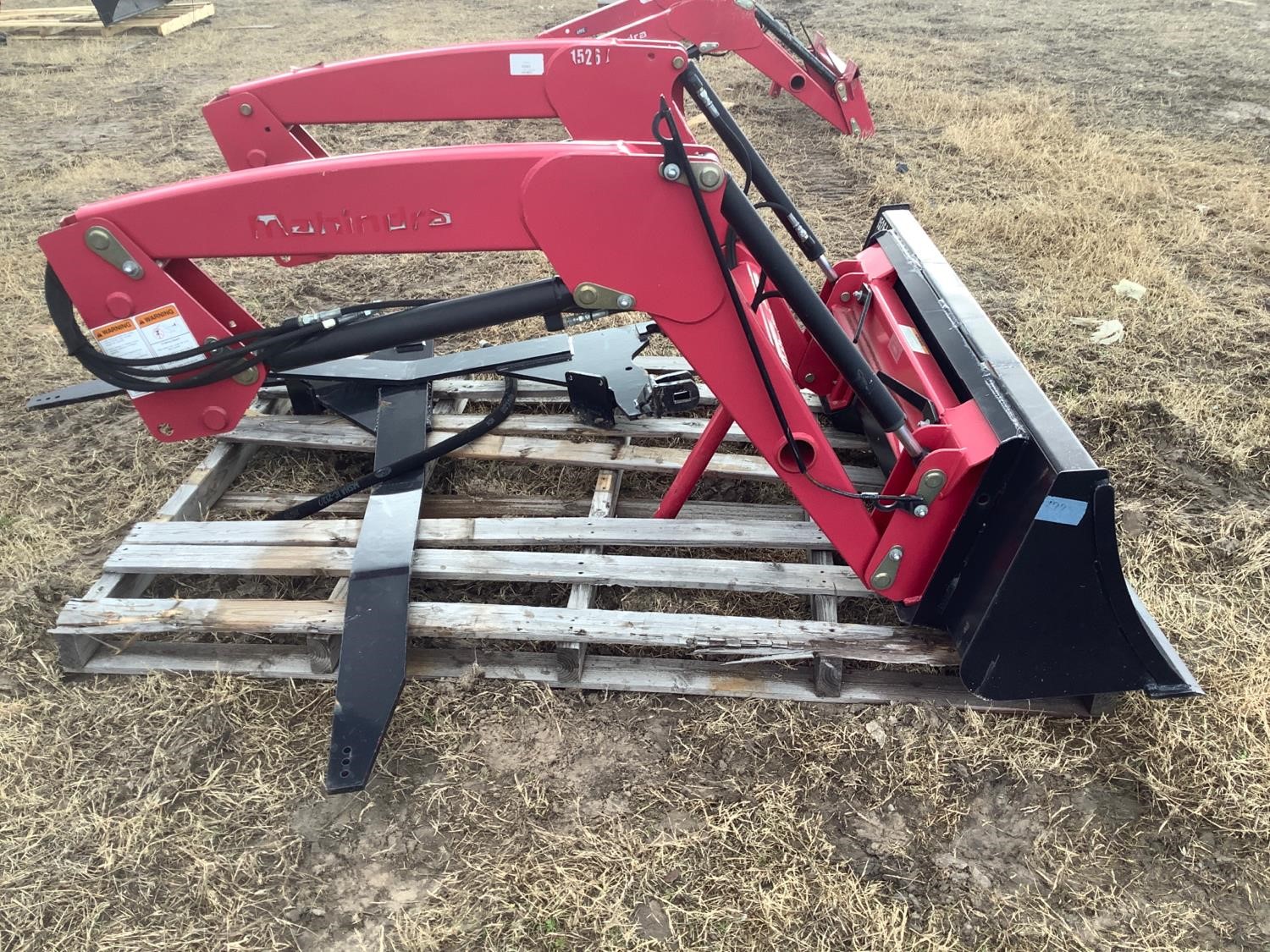 Mahindra 1526L Loader W/59” Bucket BigIron Auctions