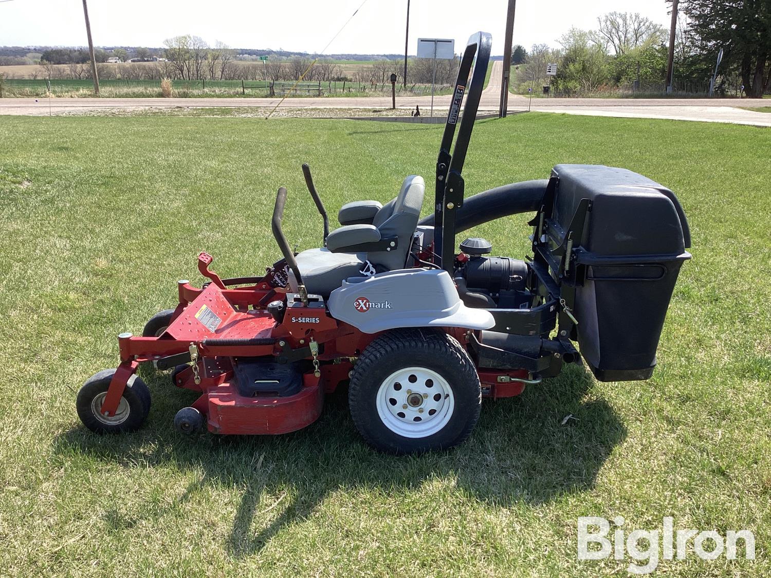 2014 EXmark LZS651KA484 Zero Turn Lawn Mower BigIron Auctions