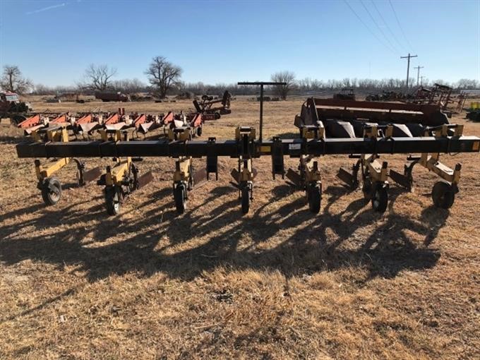 Landoll 2000 3 Pt Cultivator With Ridging Wings BigIron Auctions