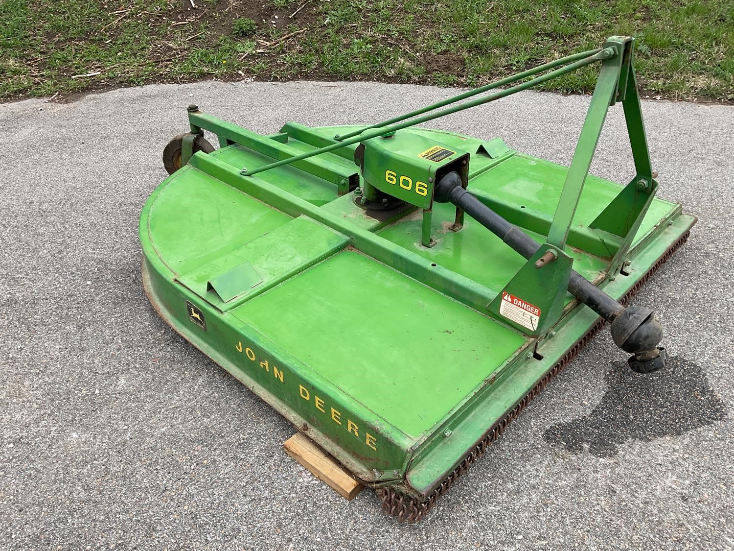 John Deere 606 6’ 3-Pt Rotary Mower/Shredder BigIron Auctions