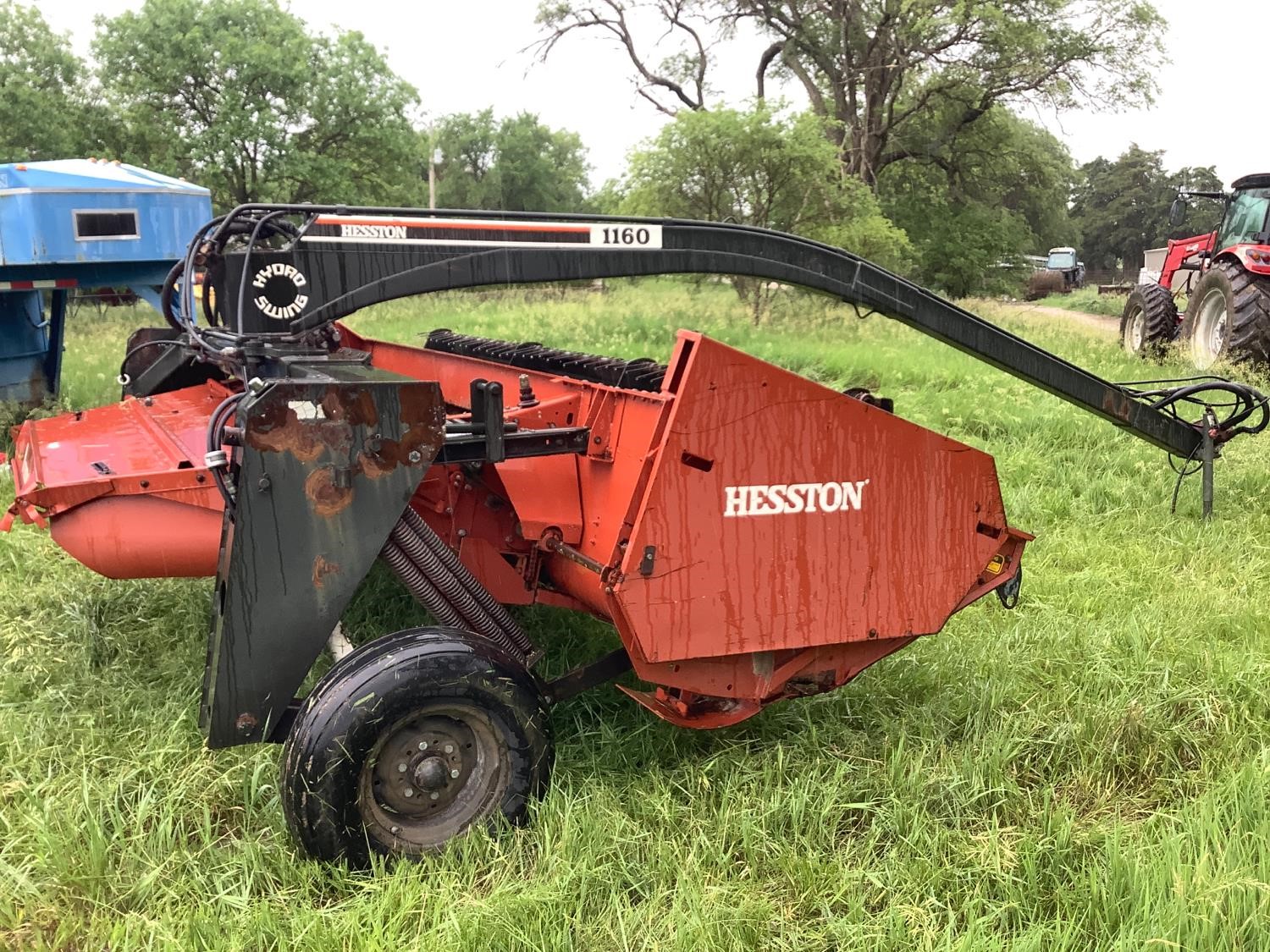 Hesston 1160 Hydro-Swing Pull-Type Windrower BigIron Auctions