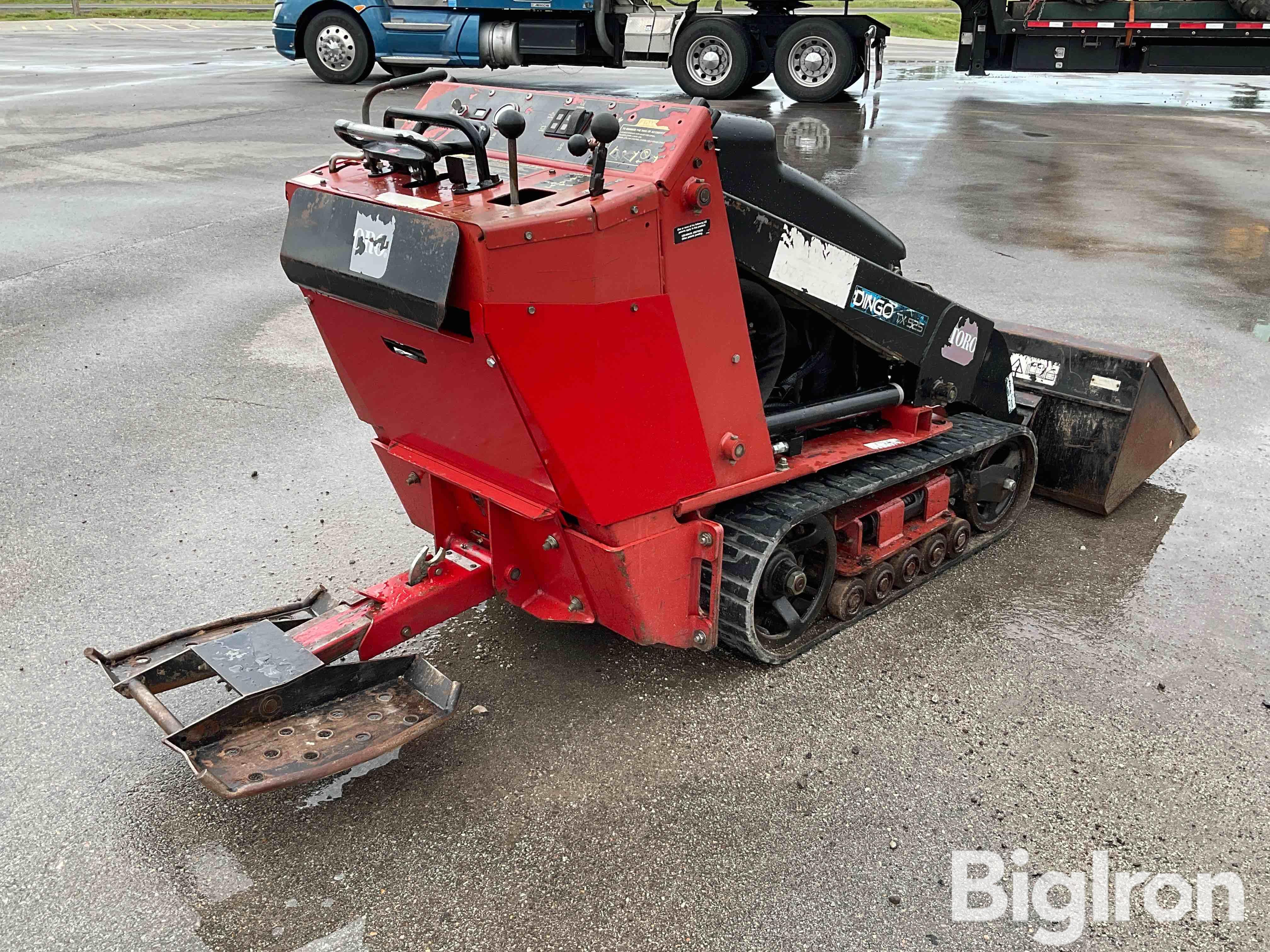 Toro Dingo 22319 TX-525 Compact Tracked Utility Loader BigIron Auctions