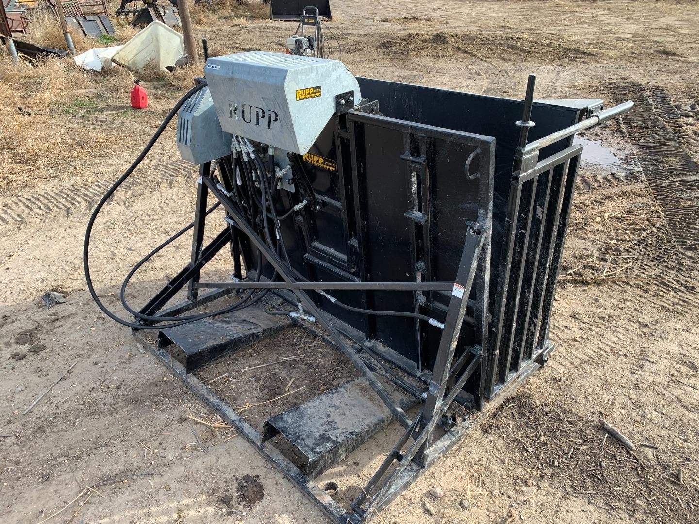 Rupp Hydraulic Calf Table & Alleyway BigIron Auctions