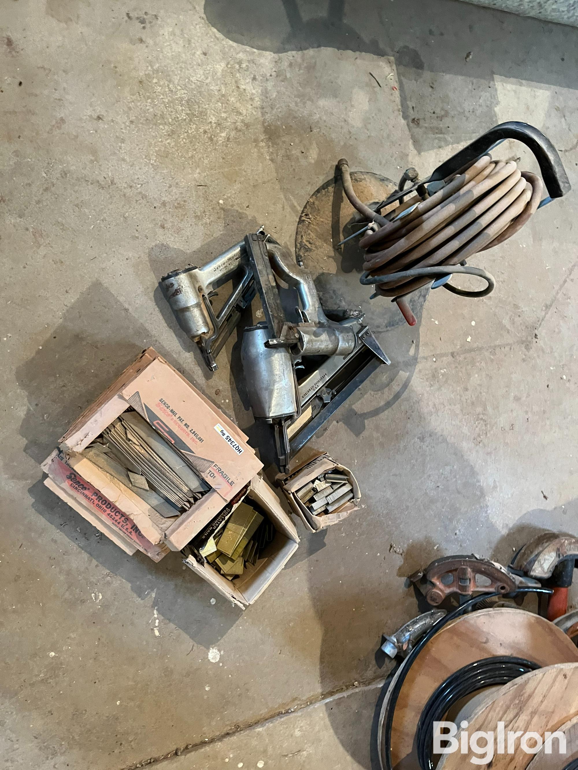 Senco Air Nailers/staplers, Air Line, Staples/nails BigIron Auctions