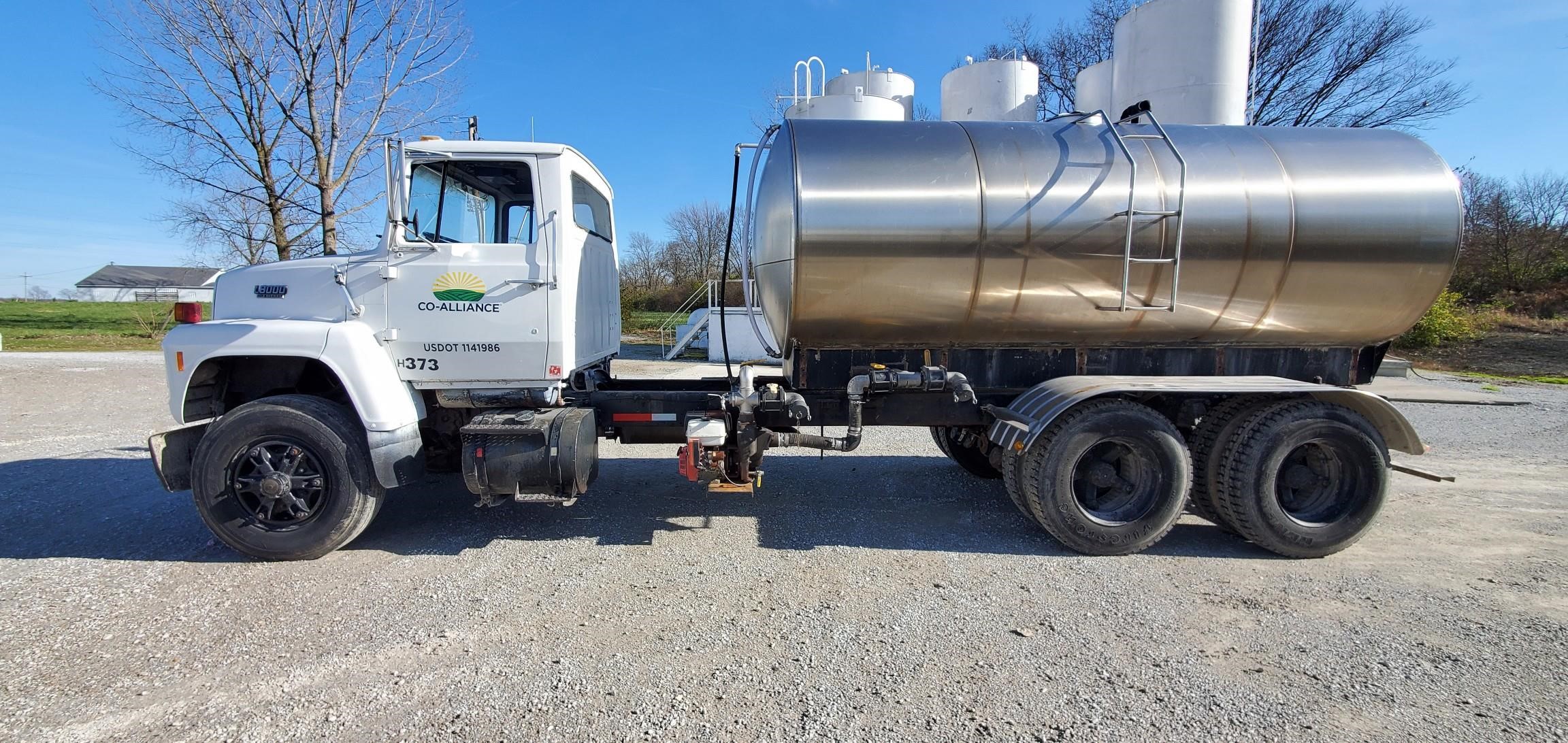 1989 Ford L8000 T/A Tanker Truck BigIron Auctions