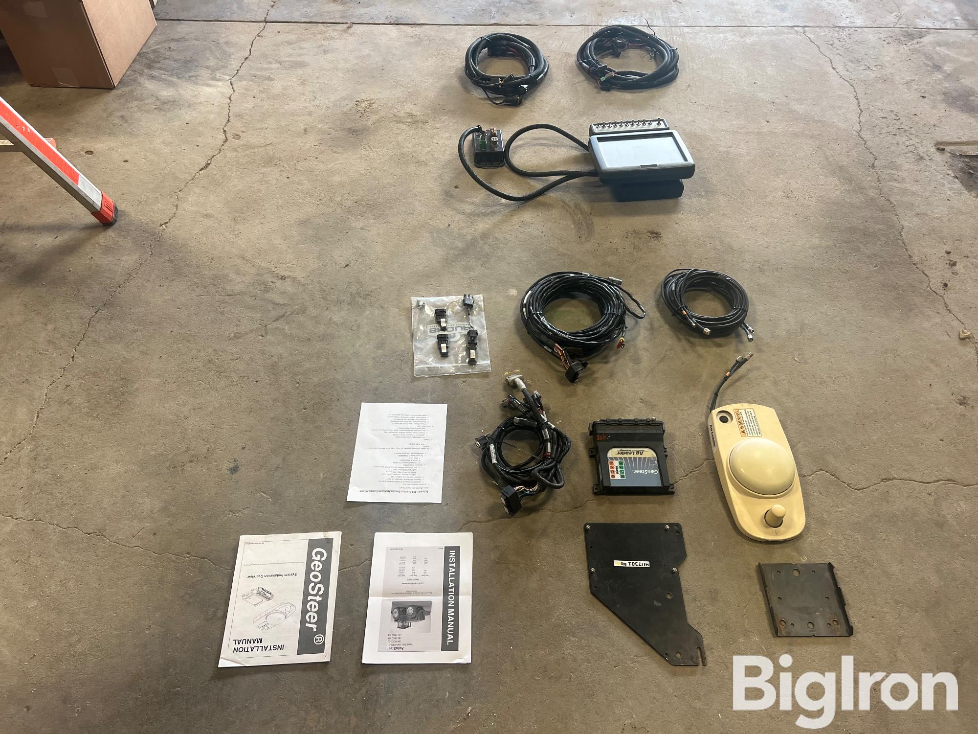 Ag Leader RTK Geosteer Steering System & Integra Display BigIron Auctions