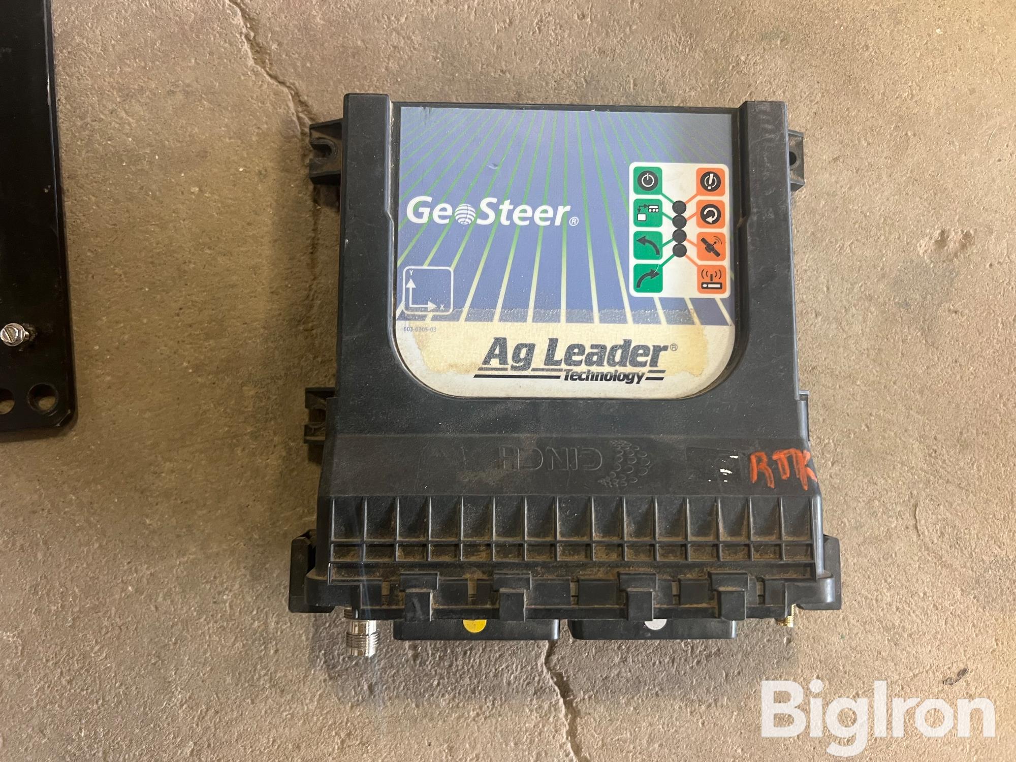 Ag Leader RTK Geosteer Steering System & Integra Display BigIron Auctions