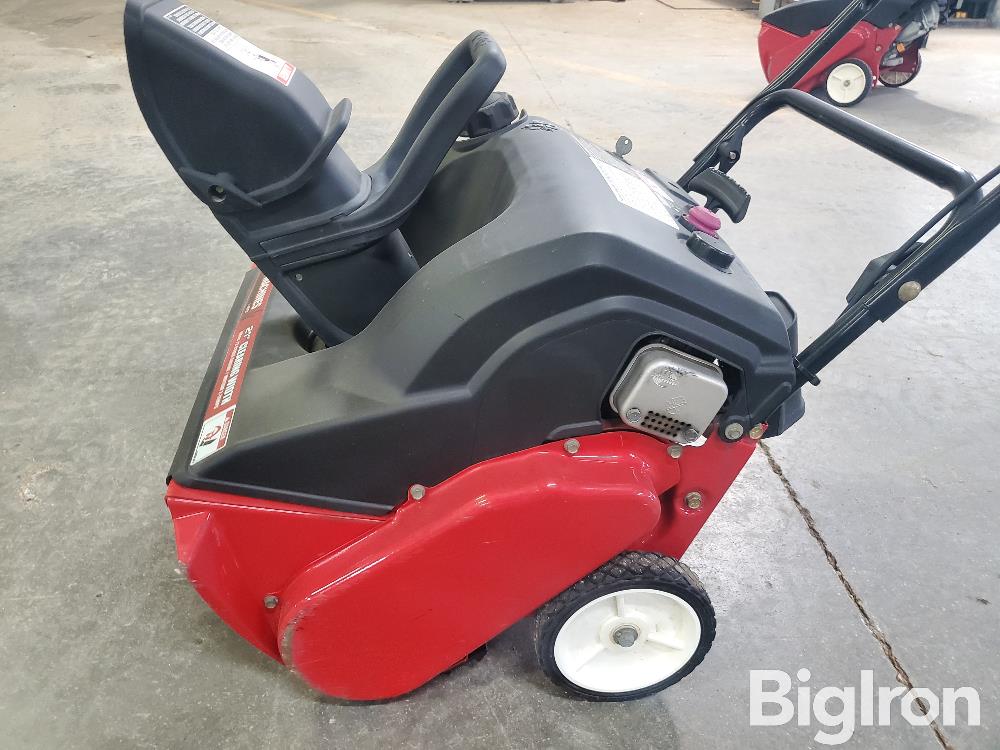 Mtd Yard Machines 31a 240 800 Snow Blower Bigiron Auctions 5484