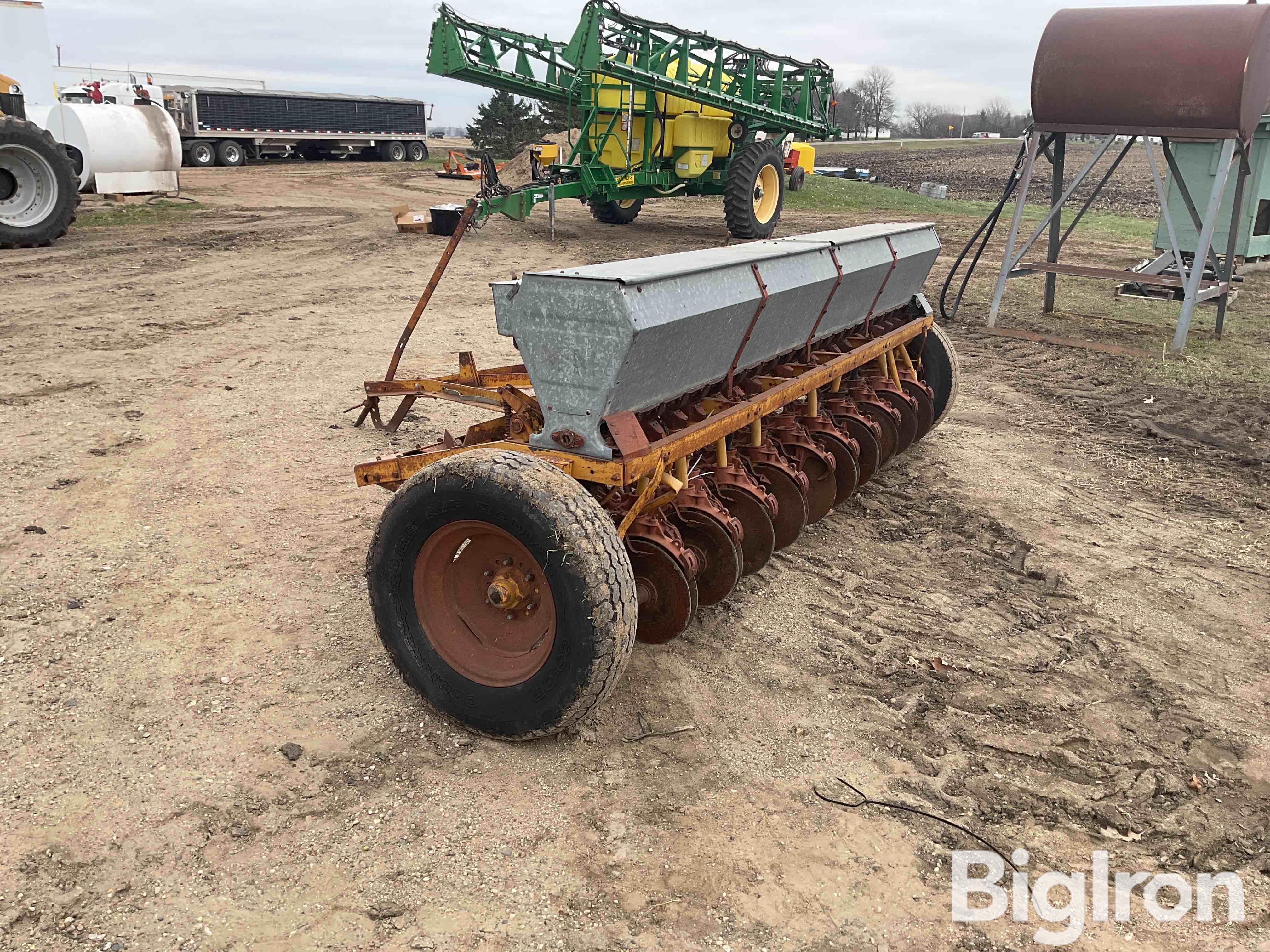 Minneapolis-Moline P3-6 10’ Grain Drill BigIron Auctions