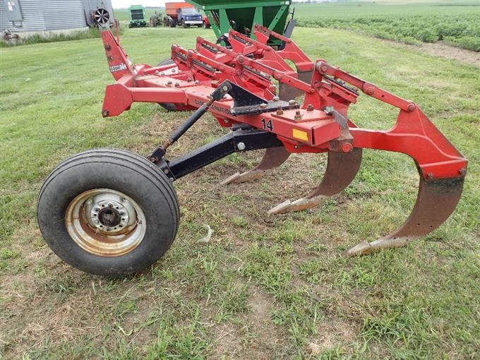 Case IH 14 7-Shank Subsoiler BigIron Auctions