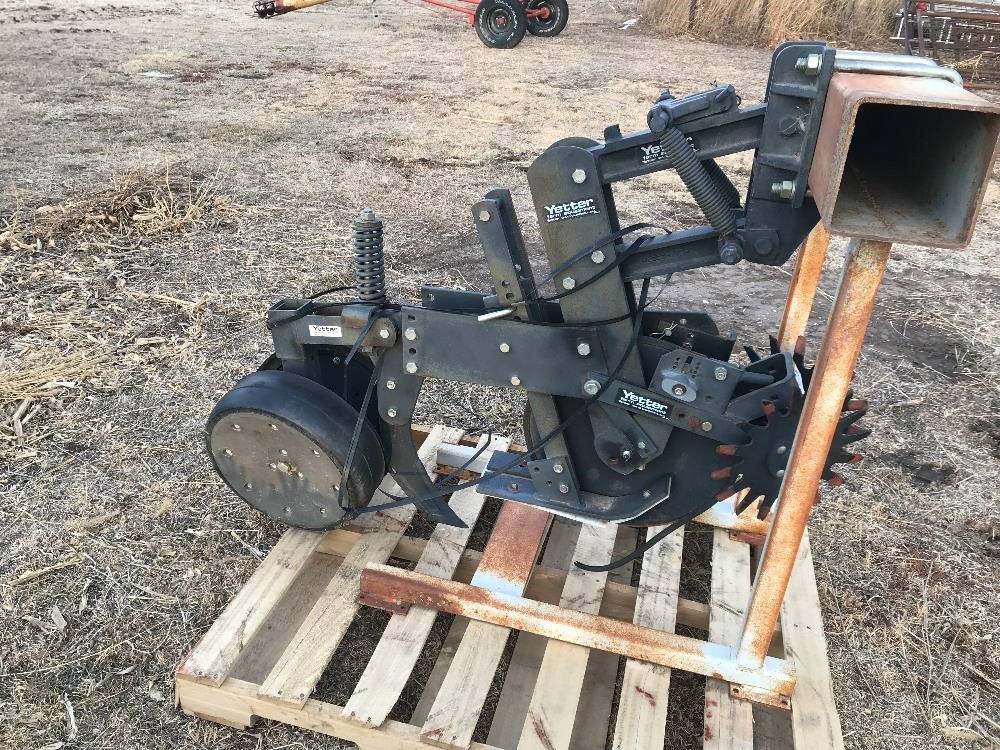 Yetter Strip-Till Unit BigIron Auctions