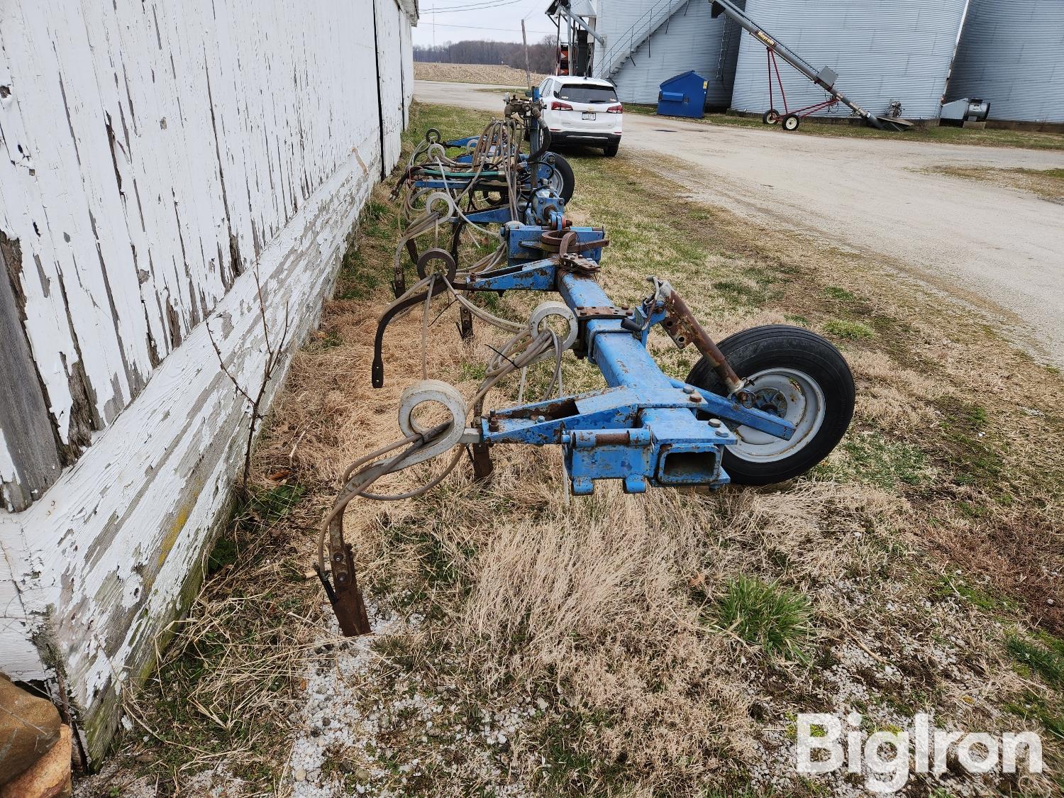 Blu-Jet 11 Shank Anhydrous Applicator BigIron Auctions