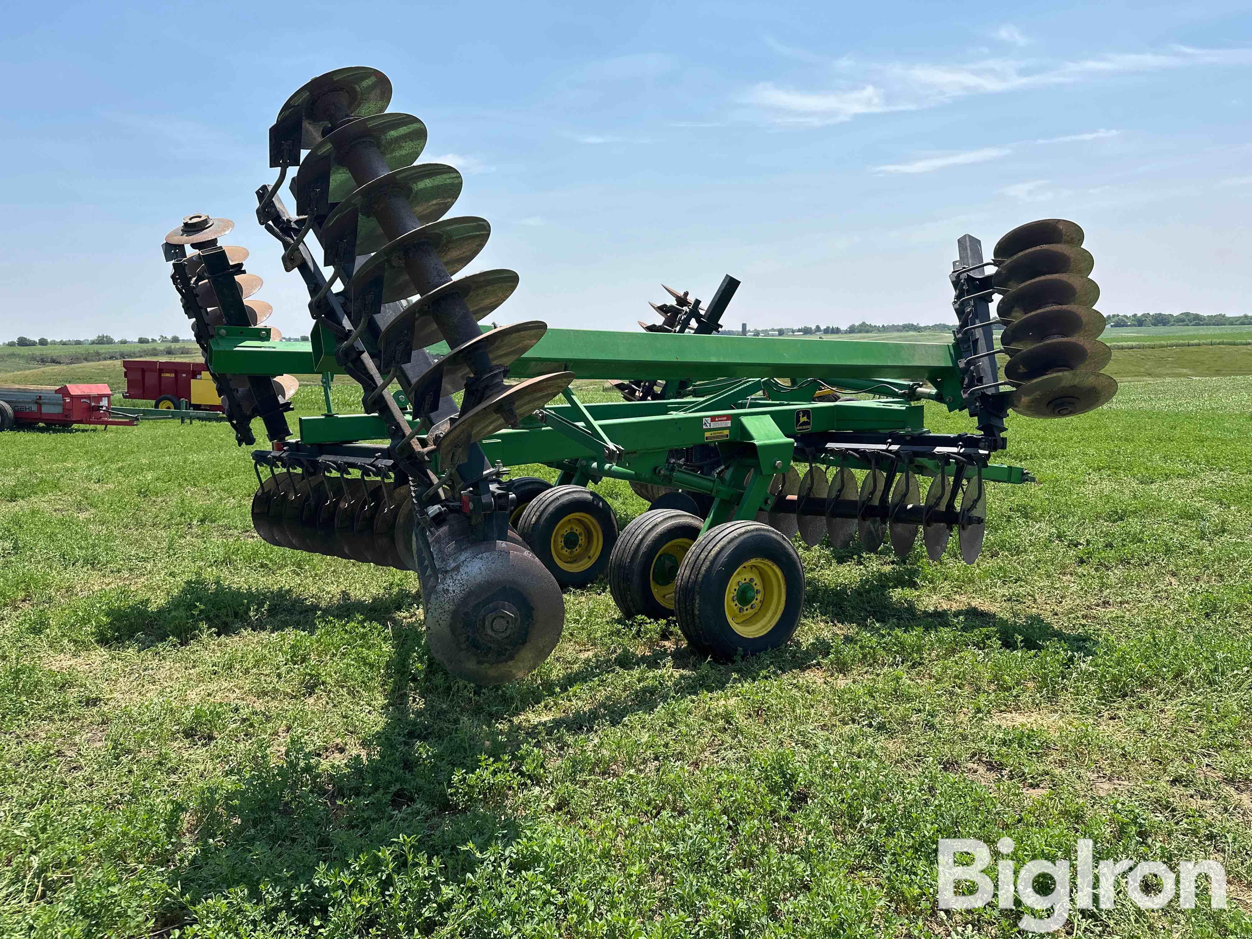 1989 John Deere 630 18' Disk BigIron Auctions