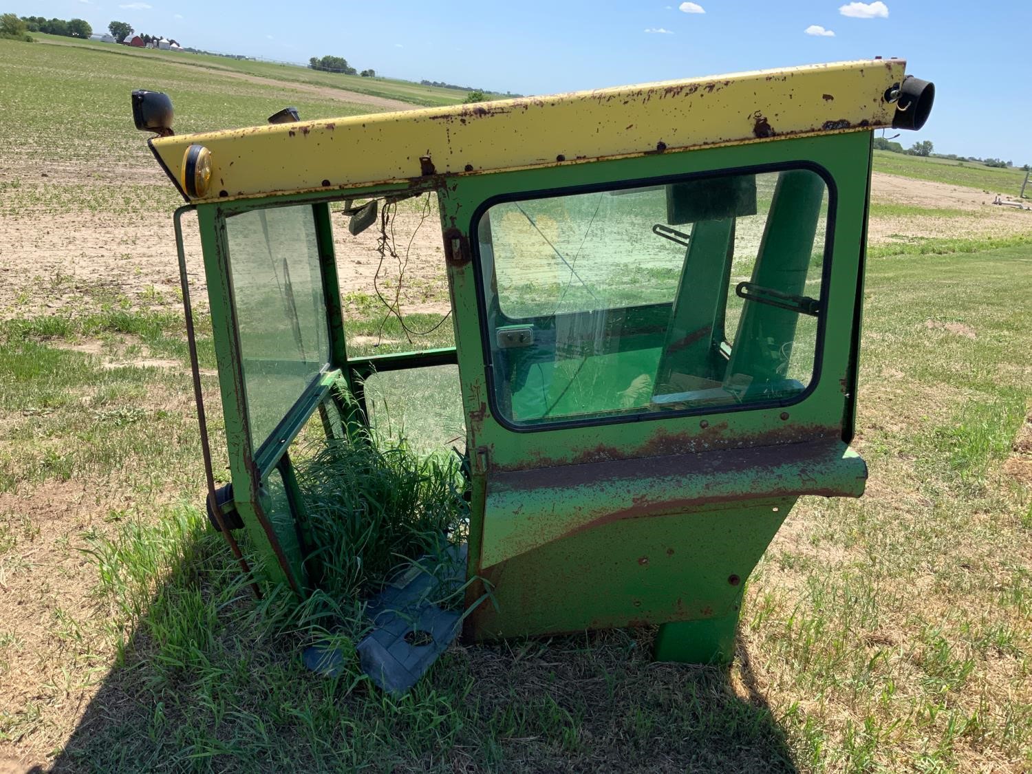 Hinson Tractor Cab BigIron Auctions