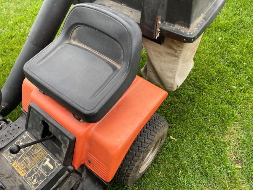 AGCO Allis 512G Lawn Tractor W Mower BigIron Auctions