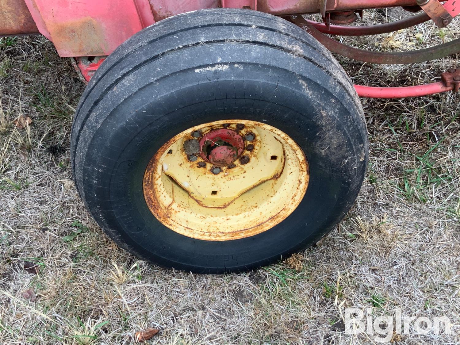 Massey Ferguson 126 Square Baler BigIron Auctions