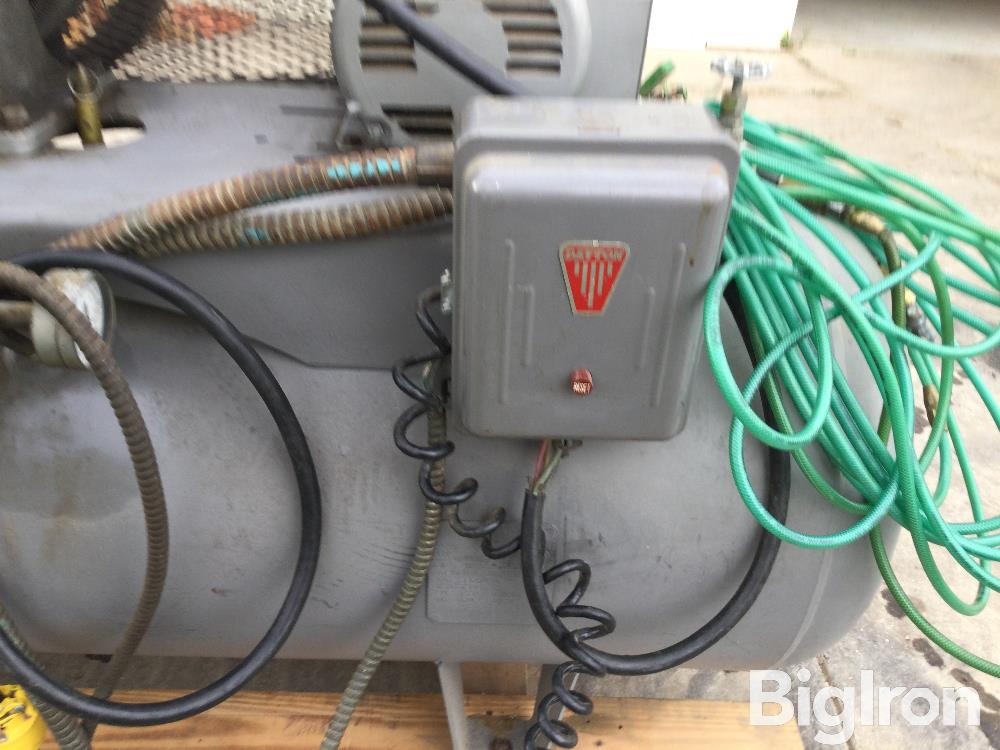 Ingersoll rand air compressor 242 2025 5d3 power