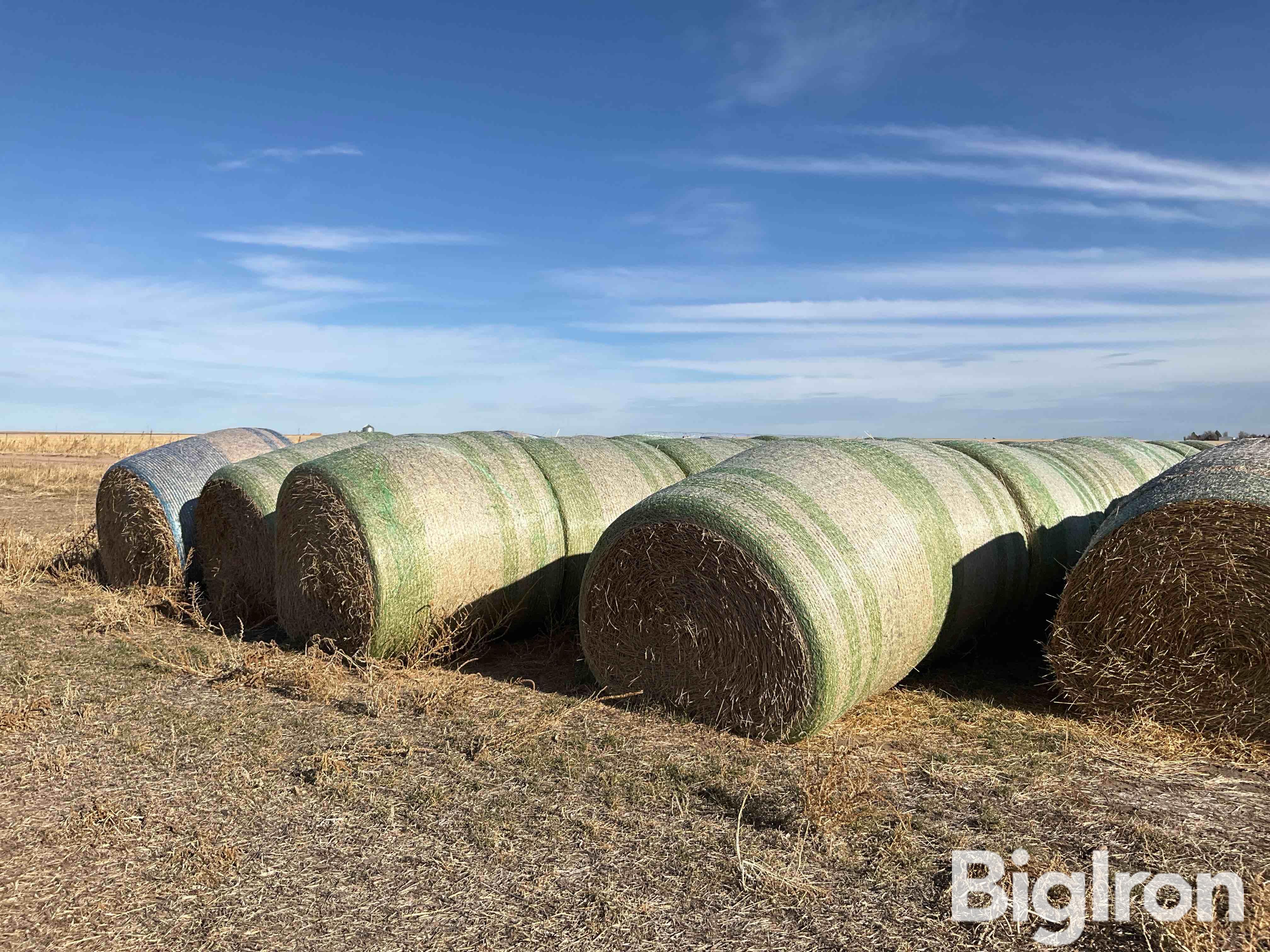 Round Straw Bales Bigiron Auctions