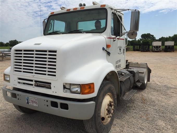 2000 International Navistar 8100 4X2 Truck Tractor BigIron Auctions