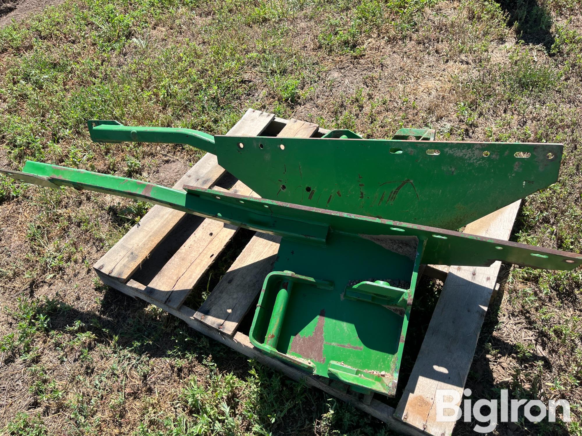 John Deere 4000 Series Loader Brackets BigIron Auctions