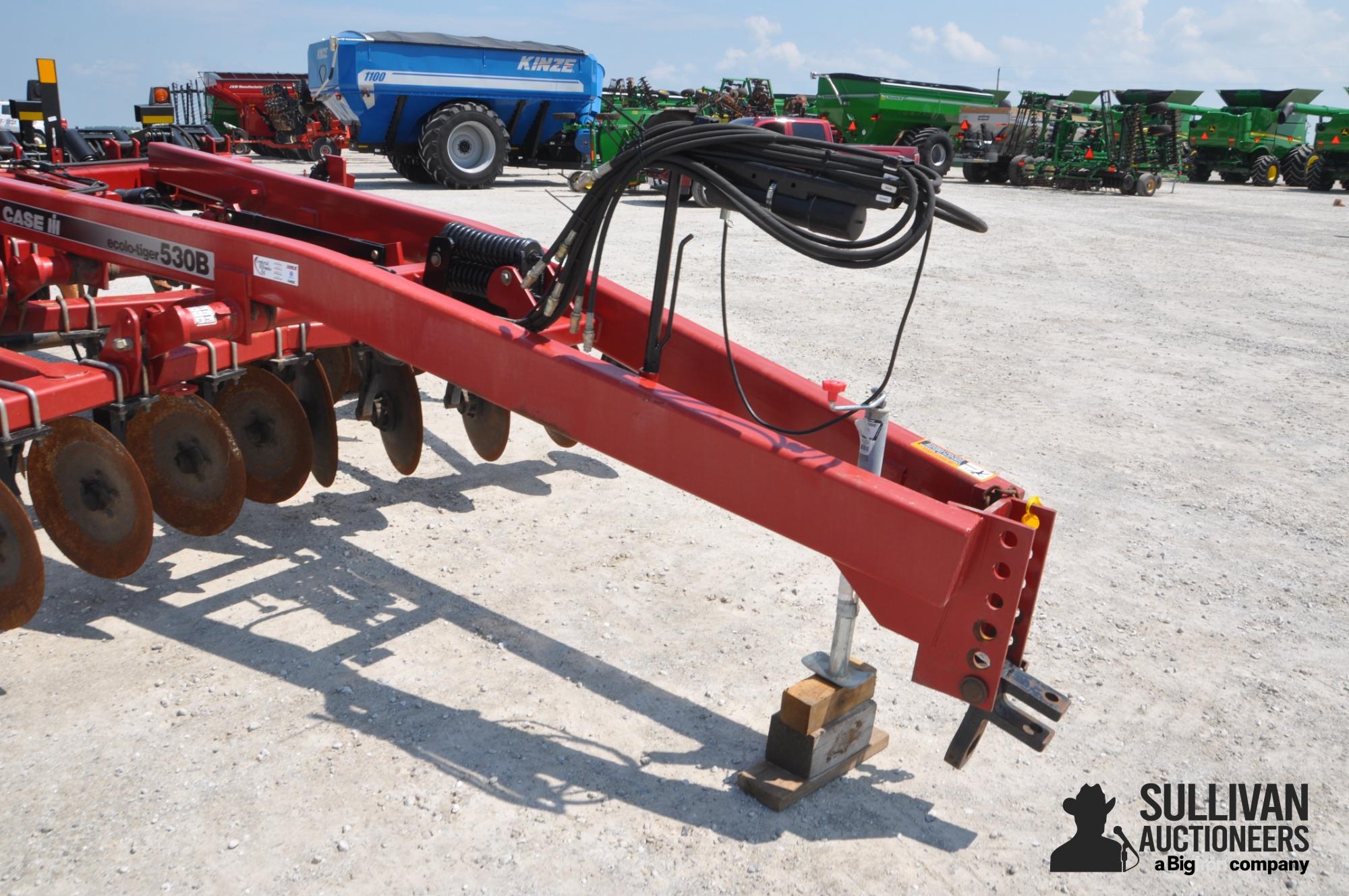 Case IH Ecolo-Tiger 530B 9-shank Disk Ripper BigIron Auctions