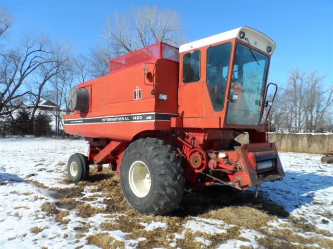 International 1420 Combine BigIron Auctions