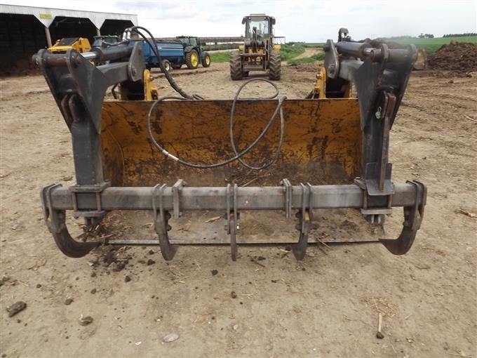 John Deere 8' Payloader Bucket & Grapple BigIron Auctions