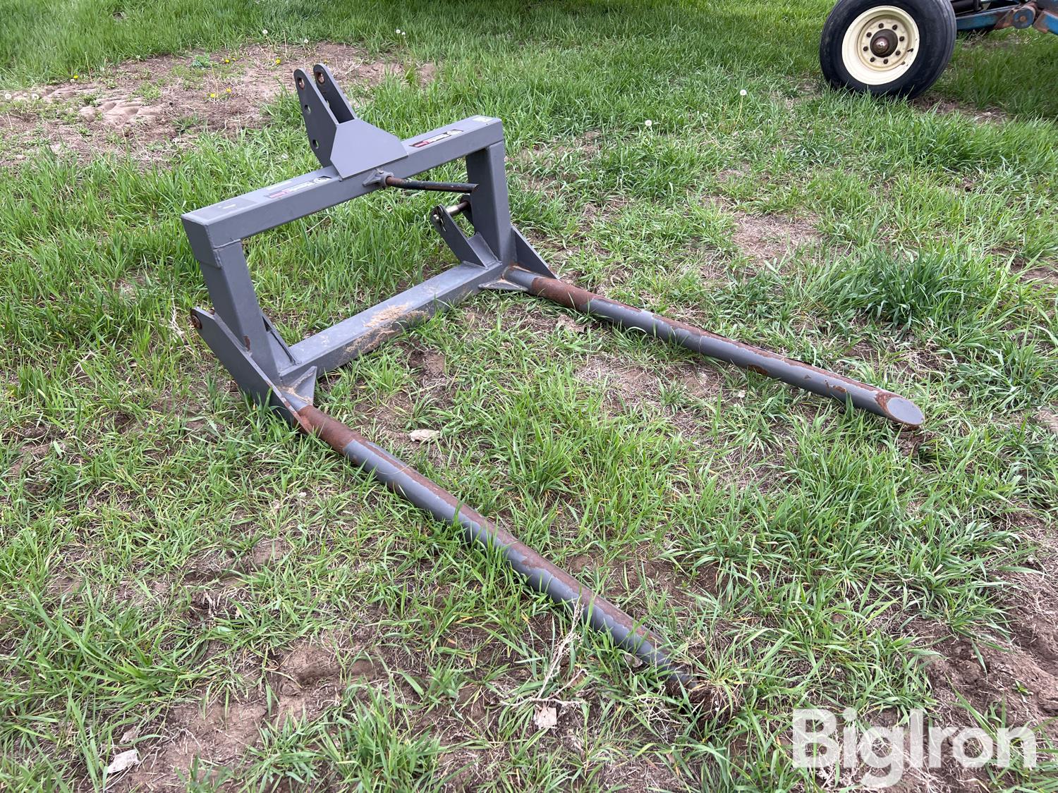 Hawkline 3-Pt Bale Fork BigIron Auctions