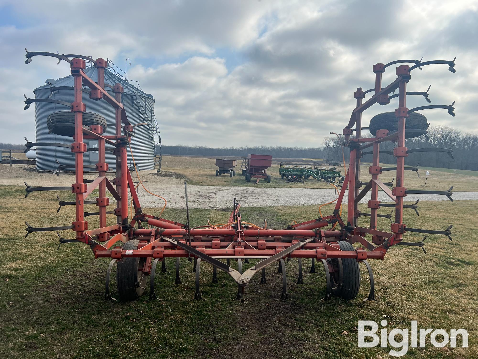 Allis-Chalmers 1300 24' Field Cultivator BigIron Auctions