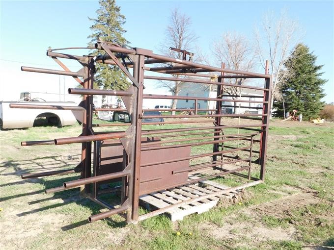 How to build a roping chute