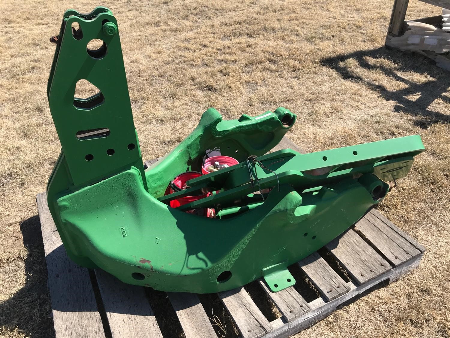 John Deere Loader Mounting Frame Bigiron Auctions 3899