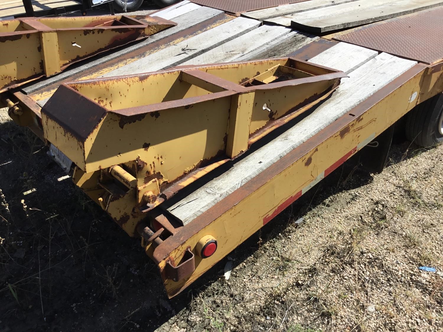 2004 Belshe T10 T/A Flatbed Equipment Trailer BigIron Auctions