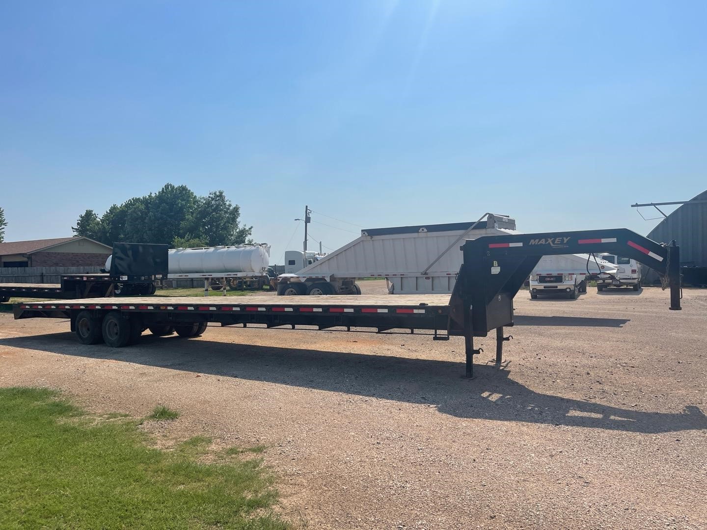 2012 Maxey 40' T/A Gooseneck Trailer BigIron Auctions