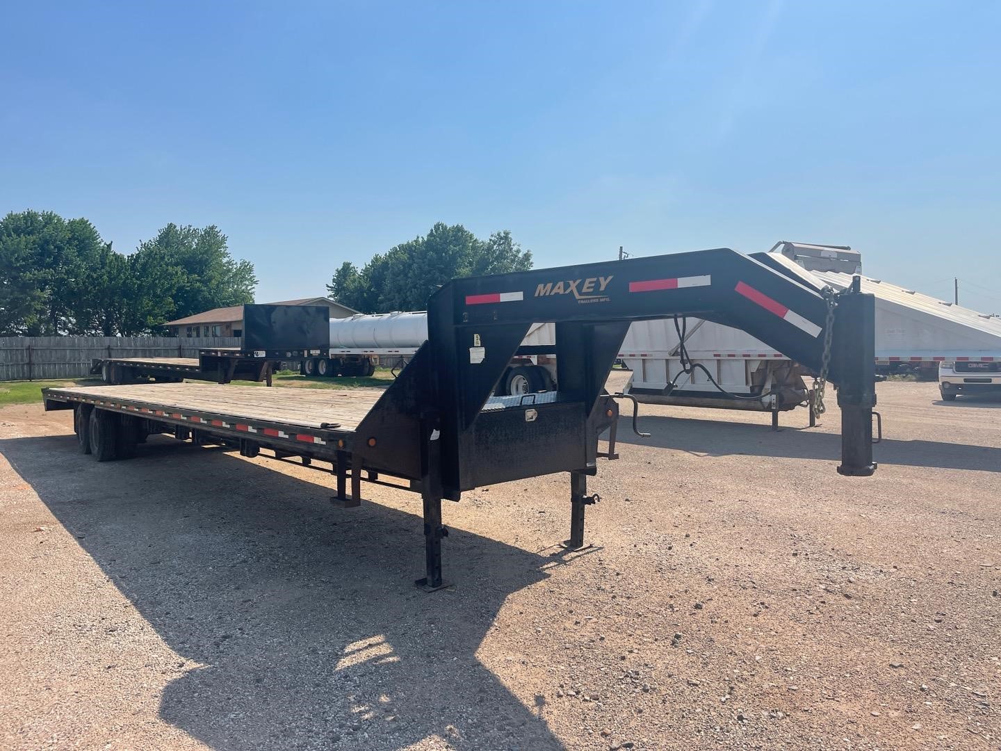 2012 Maxey 40' T/A Gooseneck Trailer BigIron Auctions