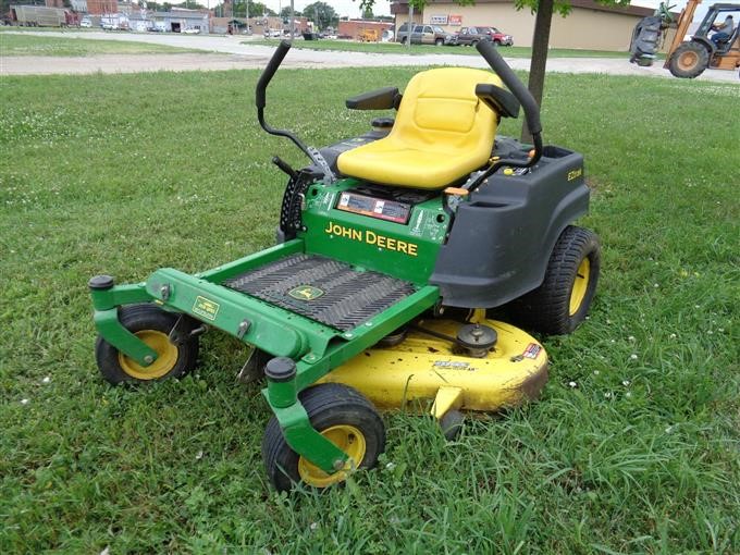 2008 John Deere E Z Trak Z245 48TD Zero Turn Riding Lawn Mower