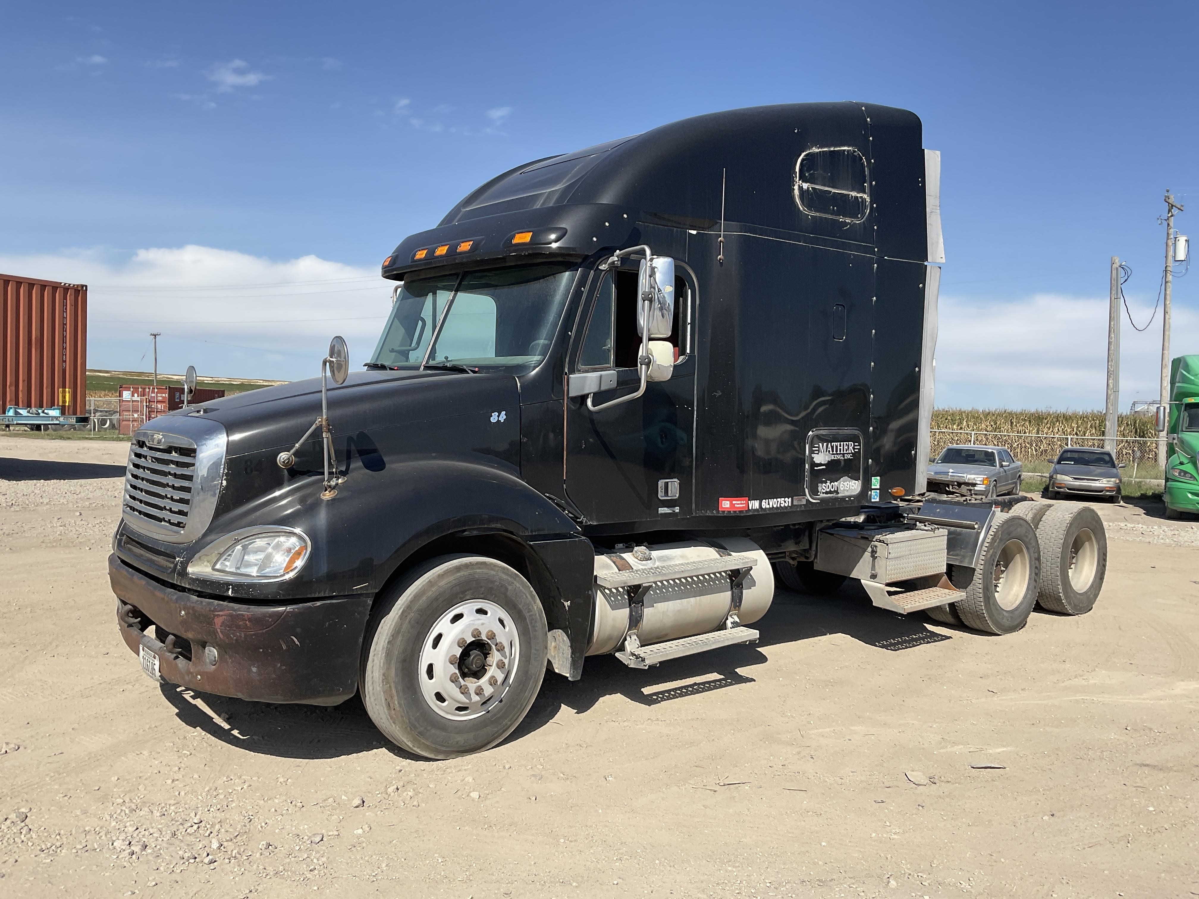 freightliner columbia sleeper